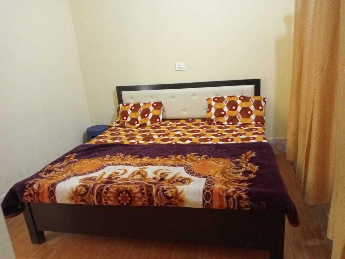 Oyo Hotel Ss Grand 勒克瑙 外观 照片